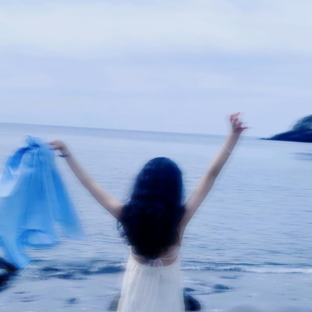 是小feng子吖头像