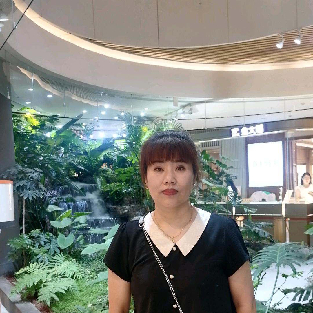 《小太阳》肩颈运动操。