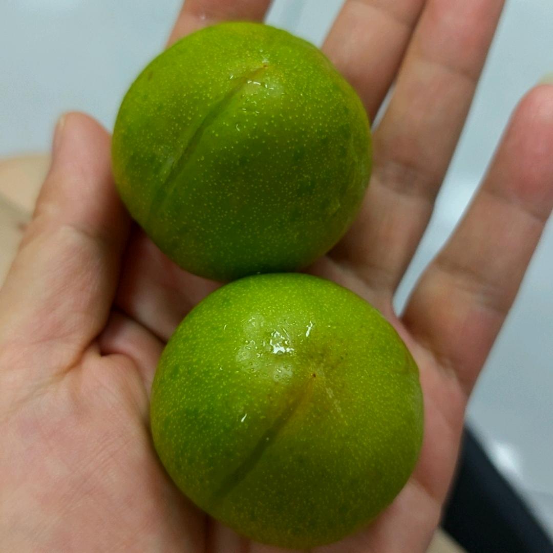 斌.华