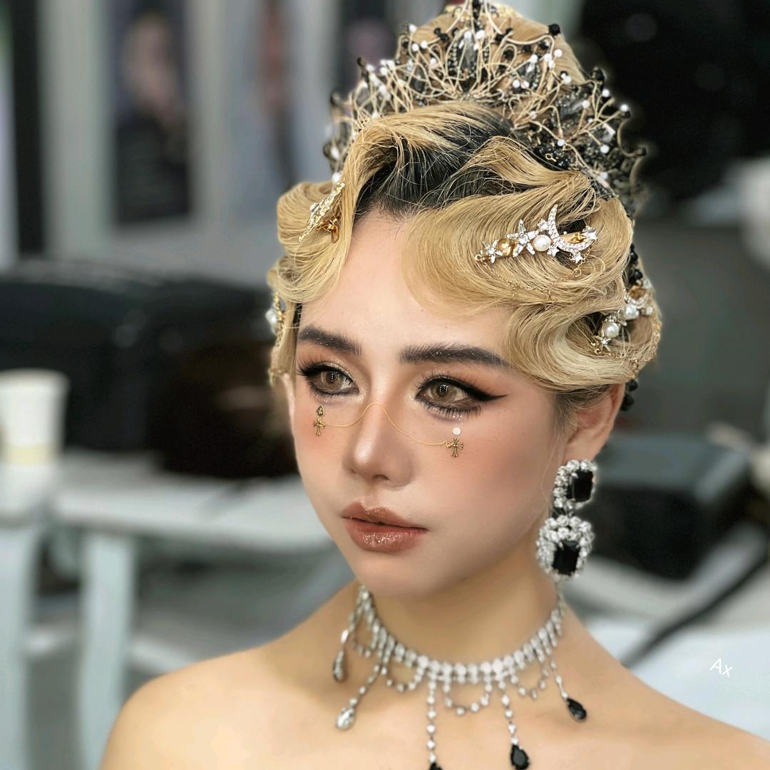 白象恒美化妆美甲培训-晓鹏校长