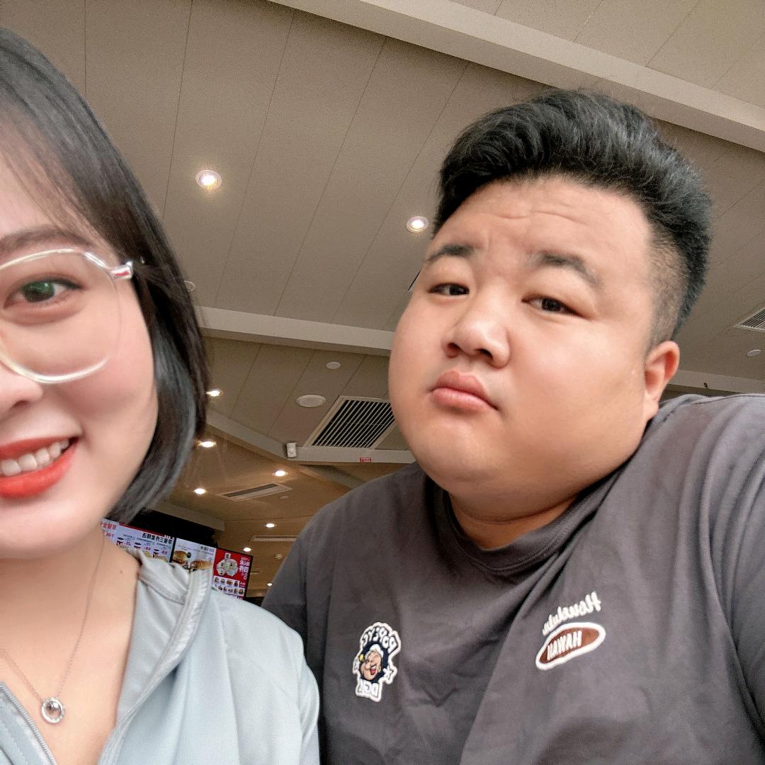 她姓潘💕