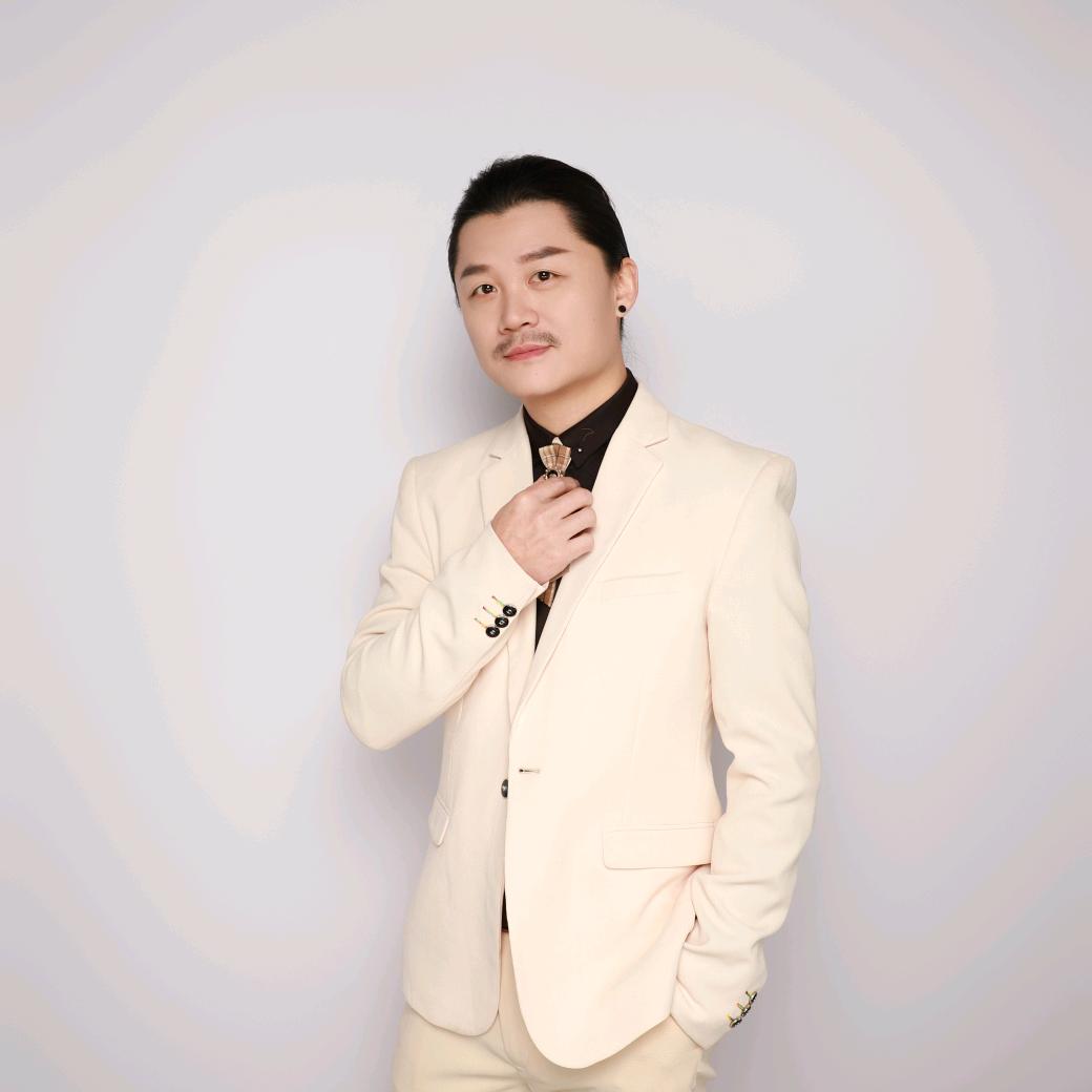 宋一刀（每天下午2点直播美发技术）
