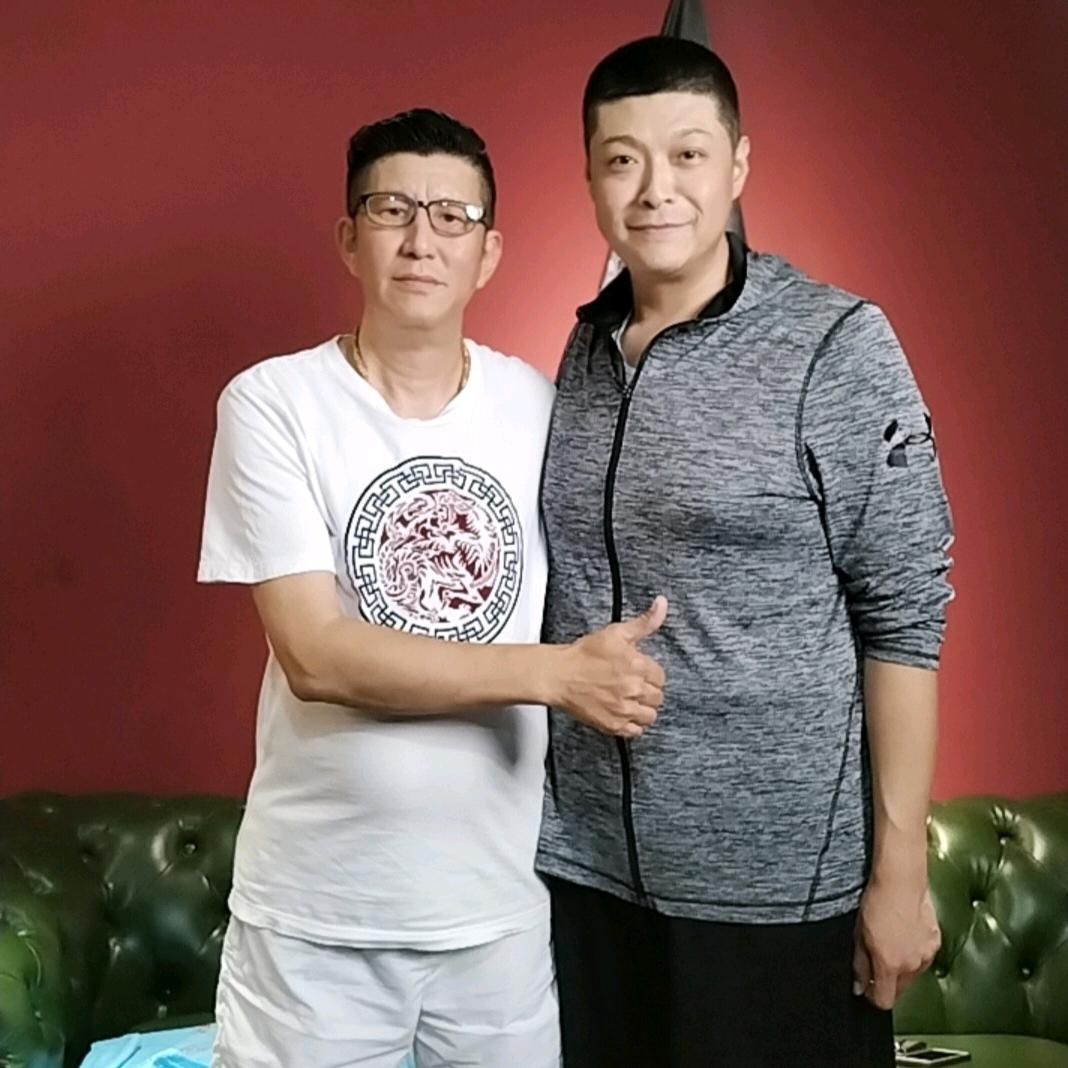 爱听相声