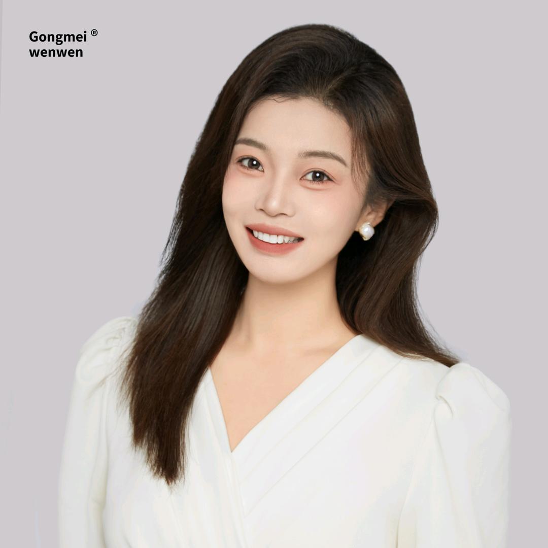 共美婚礼管家文文