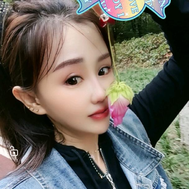小猪🐷（丁丁猪）
