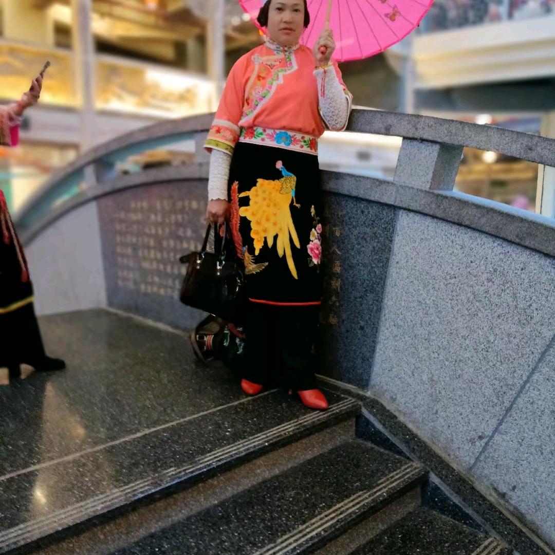 伤心的女人。