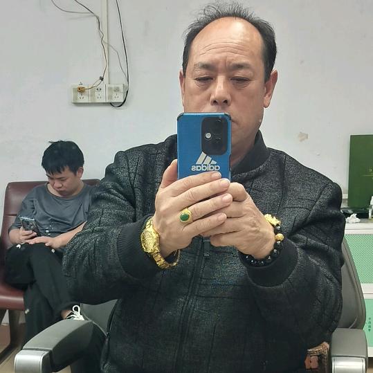 龚清华