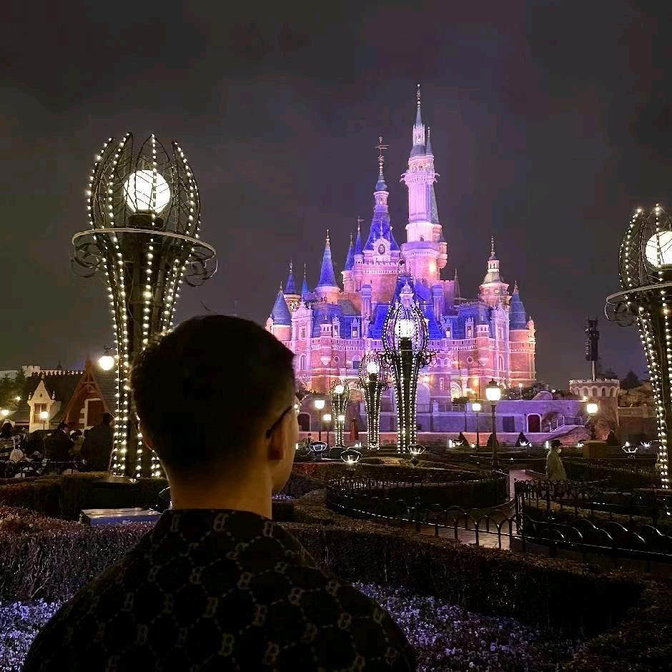 一个字！搞钱！