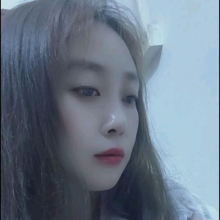 (❁´◡`唯一✲的你´◡`❁)