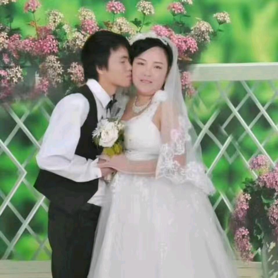 云南💐🐷姑娘🌹💕贵州💐🐯媳妇