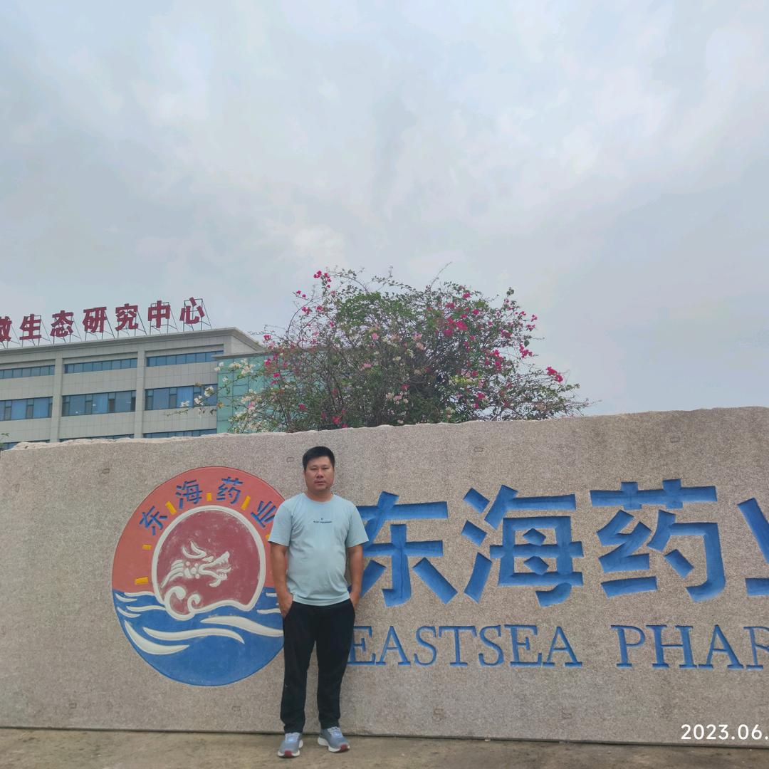 禇杨波