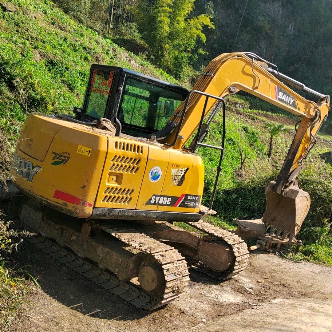 A挖机出租  王敬