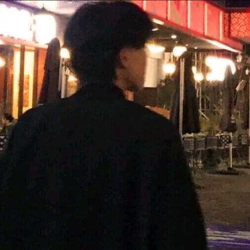 山野（约拍私信）