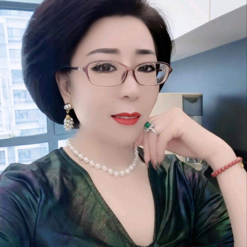 红姐（中年少女）