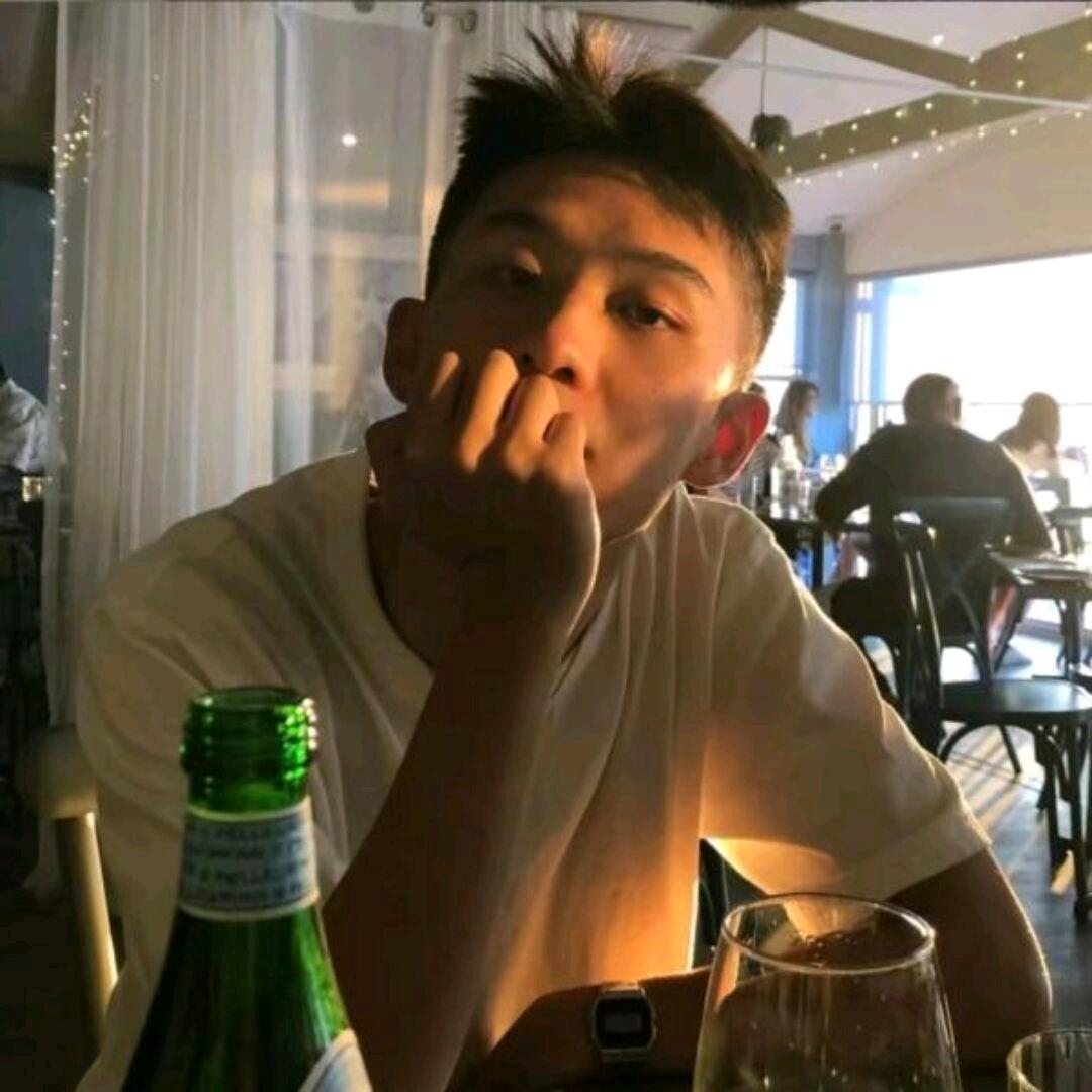 粘锅的咸鱼~