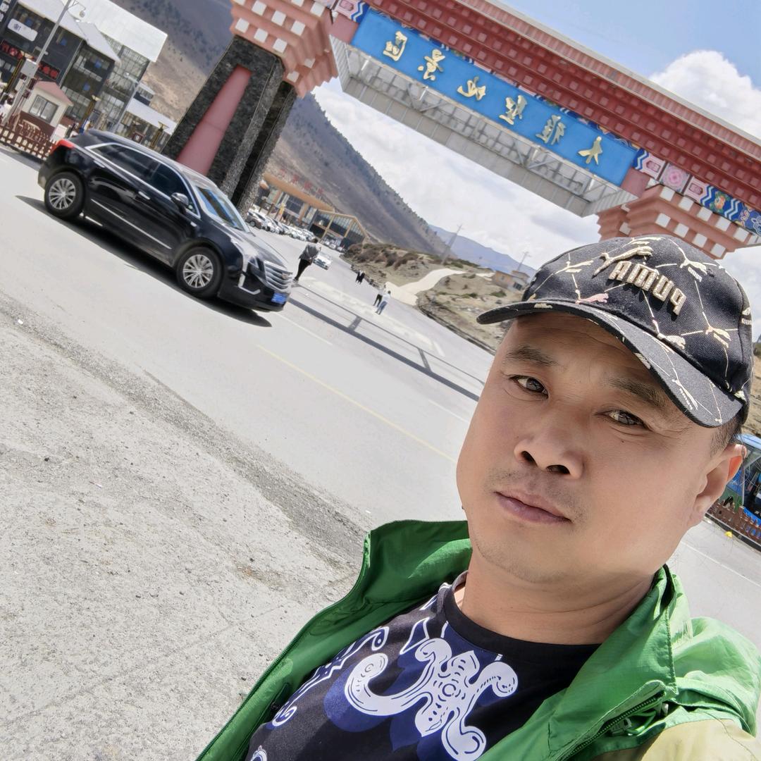 大连董老二汽车交易有限公司
