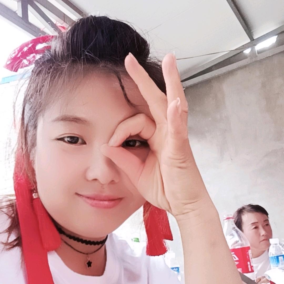 婷婷（官路大同鼓舞团）