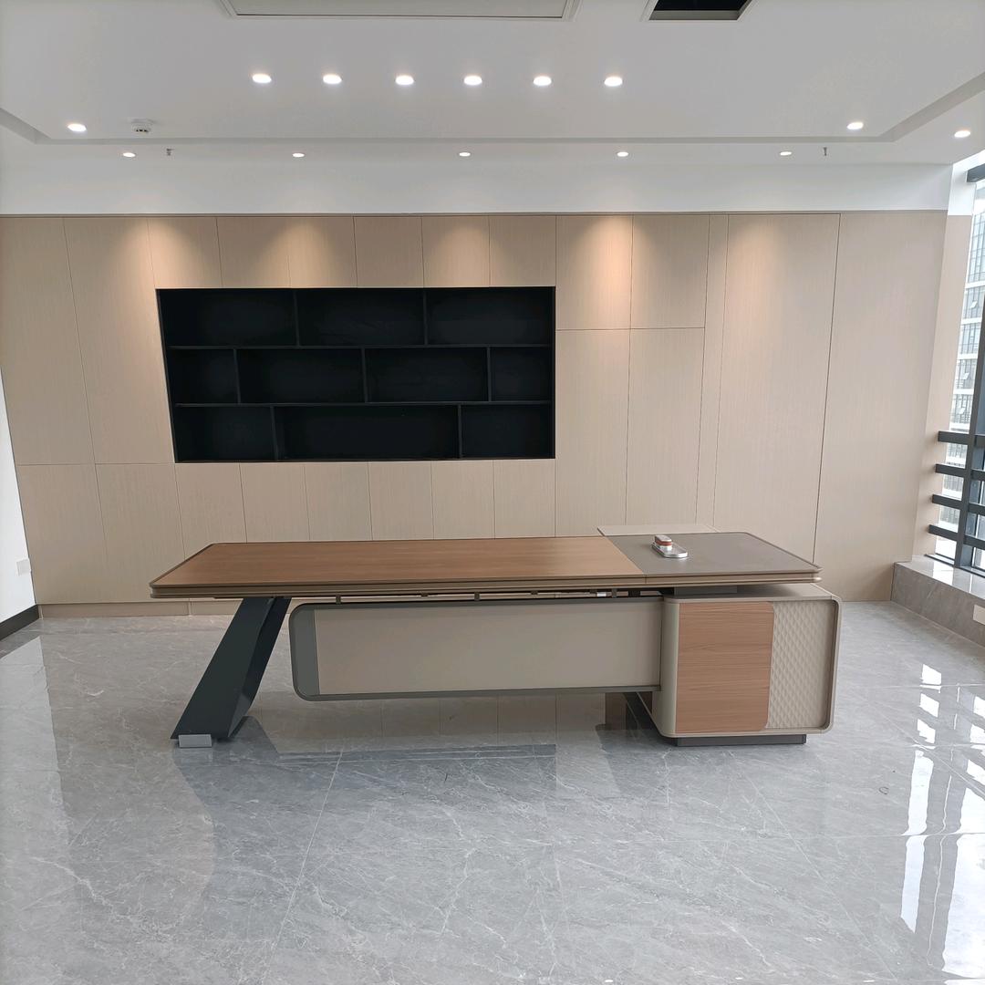 圣米罗办公家具工厂店