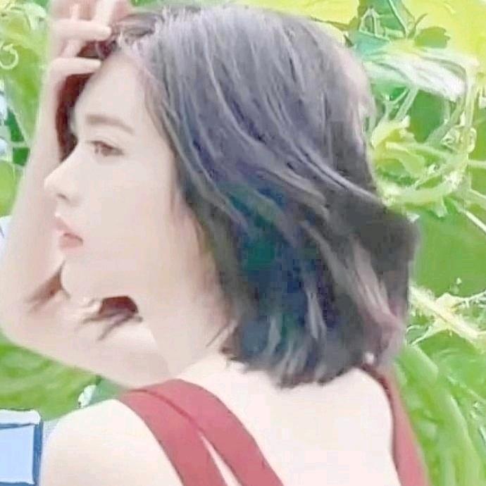 重庆幺妹喜欢听歌🎤