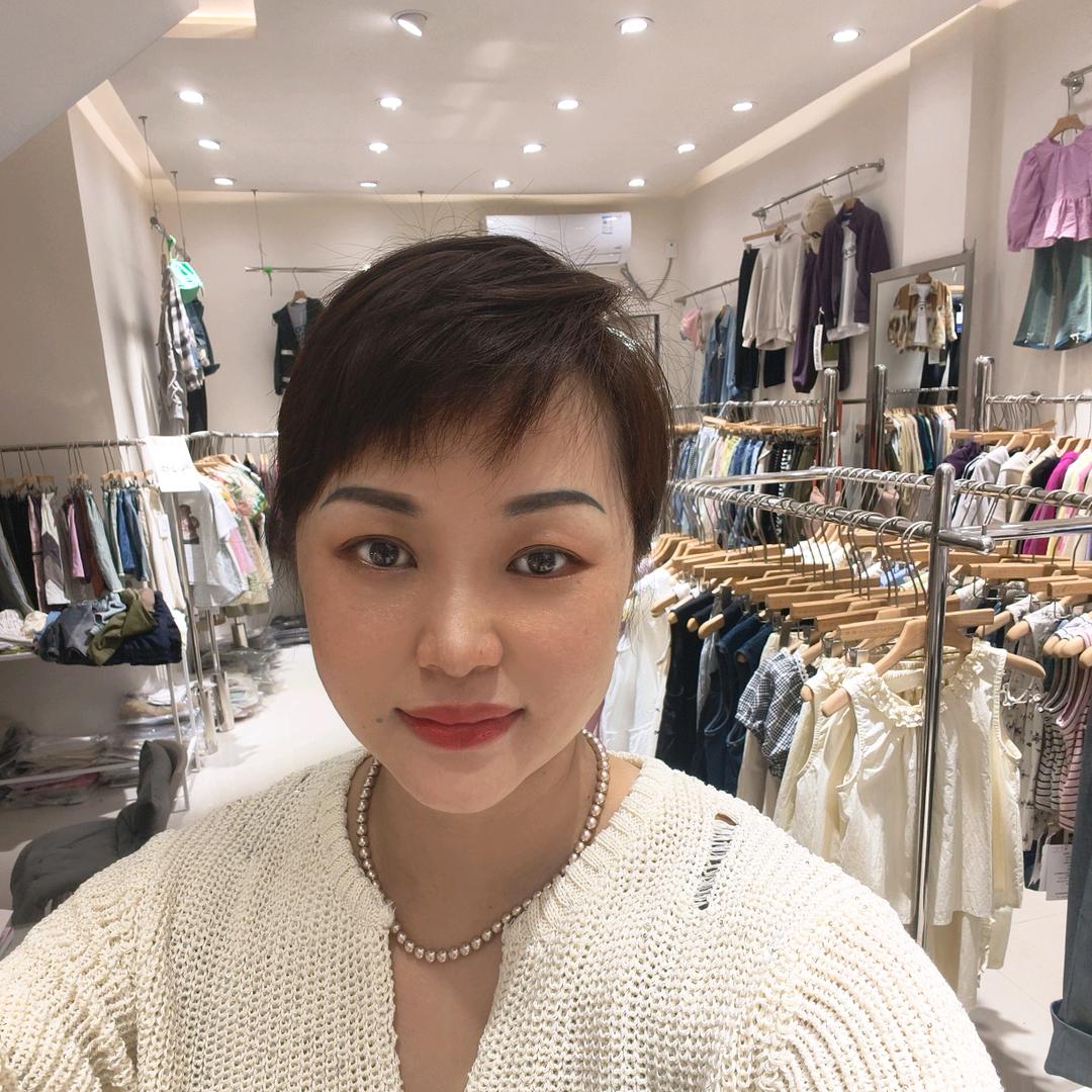 麻阳童装蓝姐