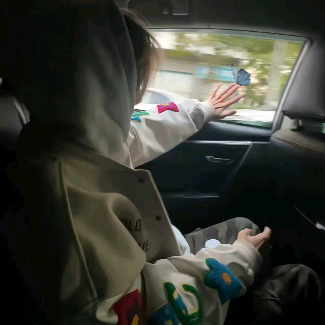 痛怜雨弦