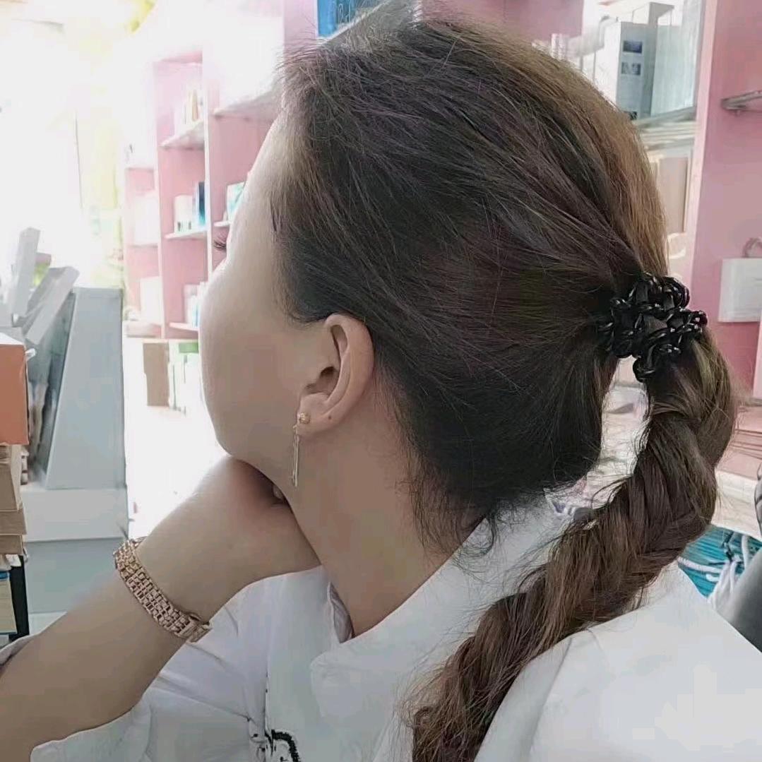 出淤泥而不染，濯清涟而不妖