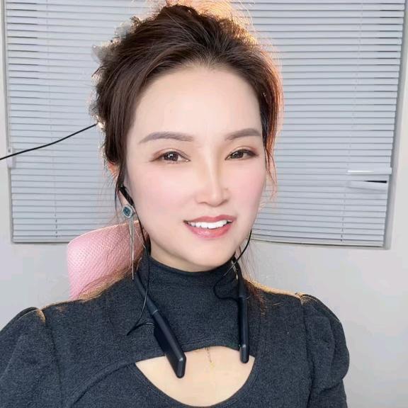 钰锦手势舞¹⁸⁷