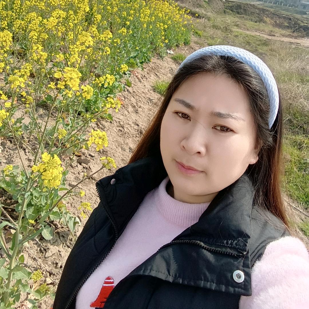 小芳(村里姑娘)