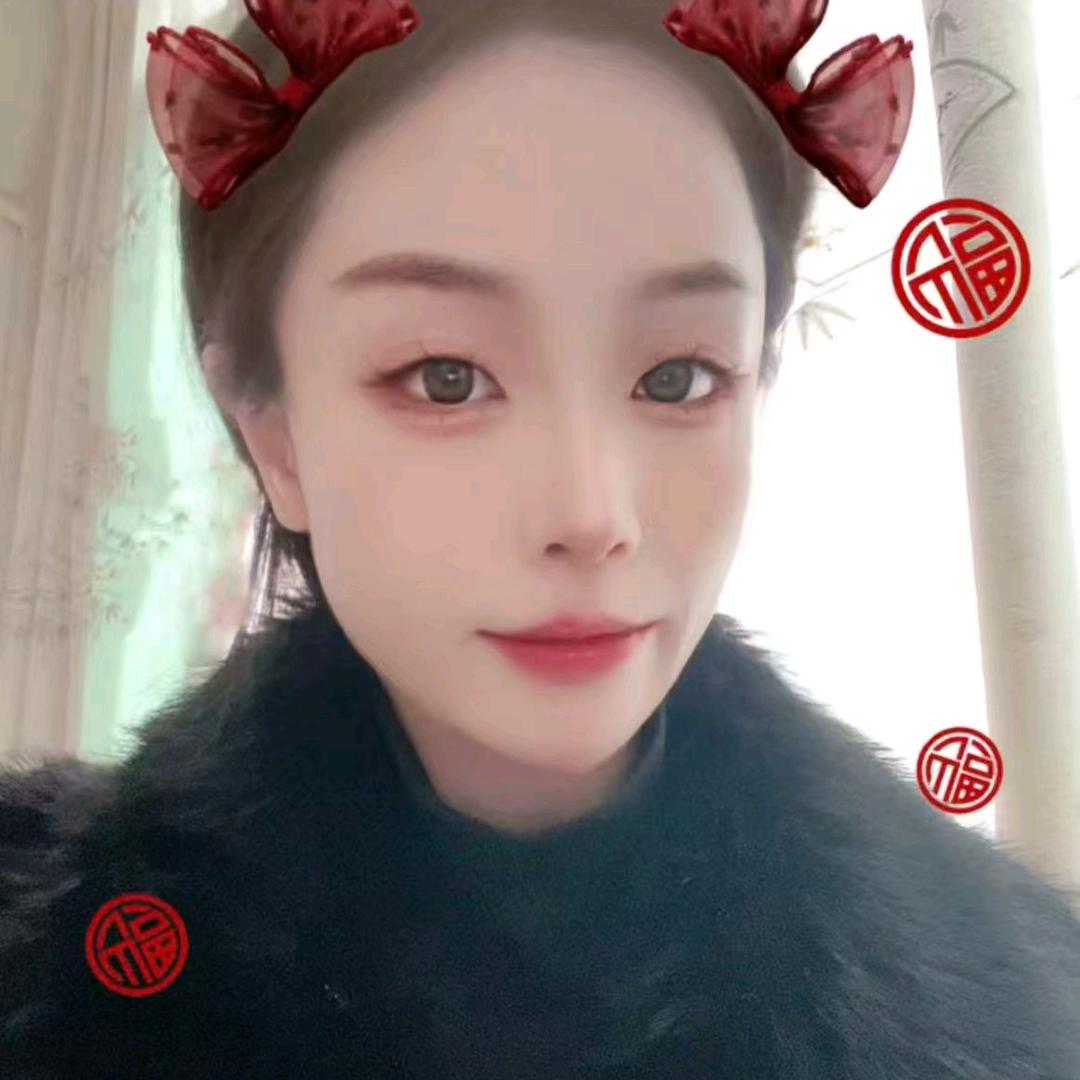 小柒.