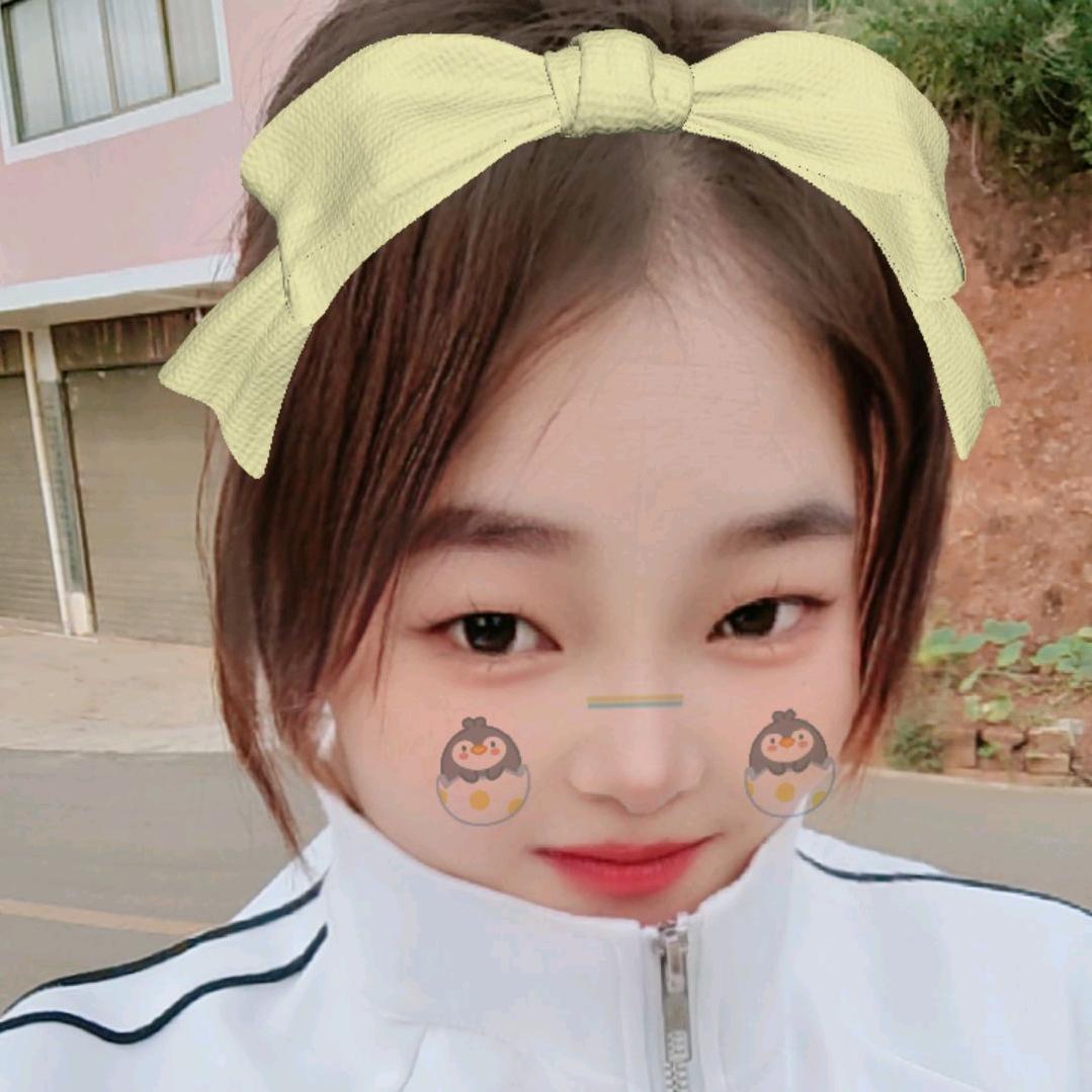 小 胖 妹