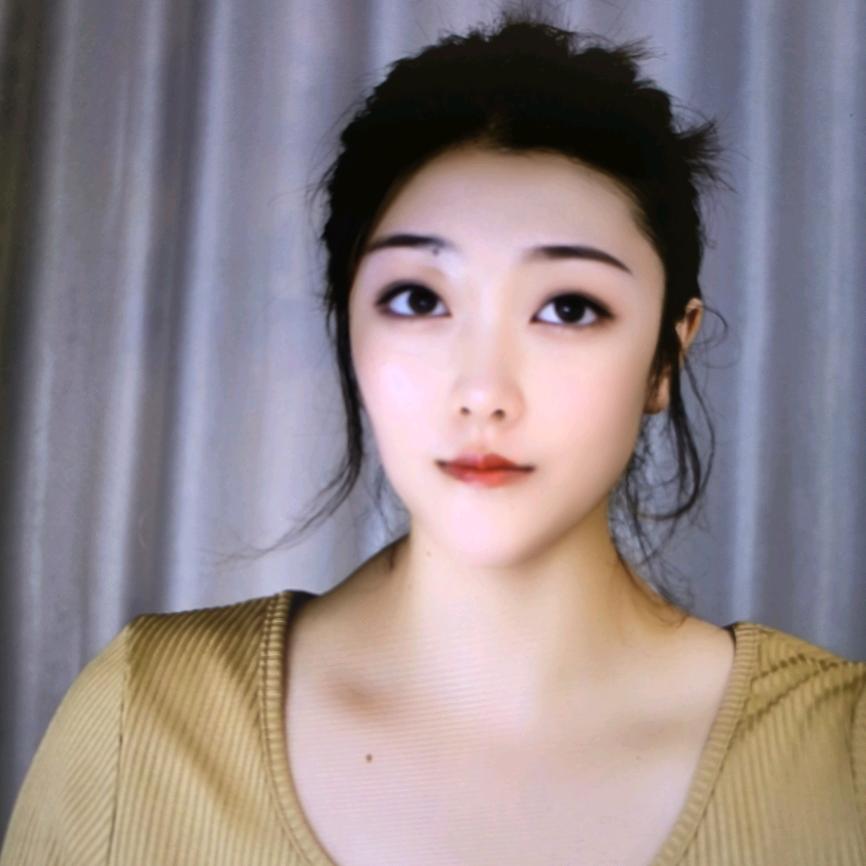 小柔爱吃糖