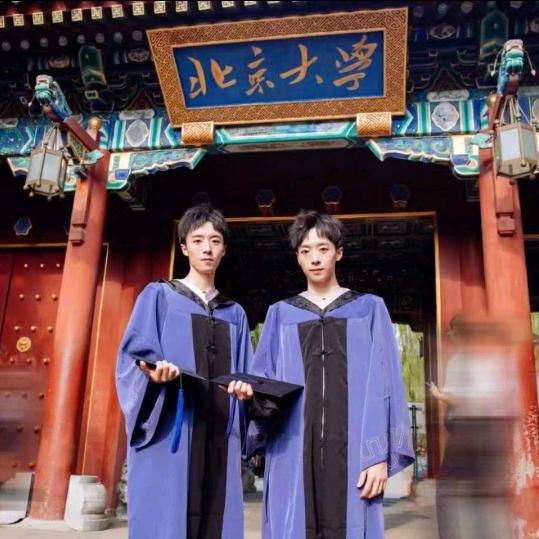 四叶城演出服租赁工作室