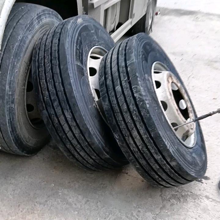 补胎哥在米林