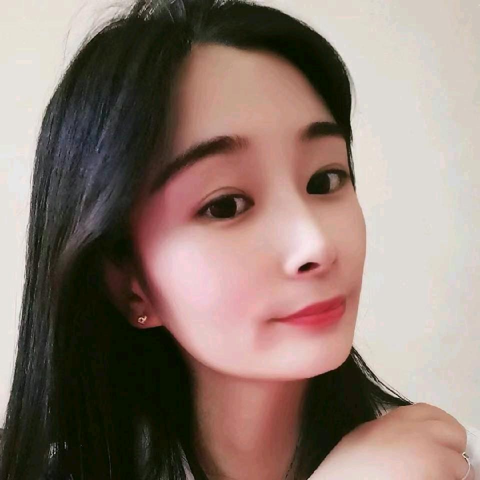 李玲中青年服装批发
