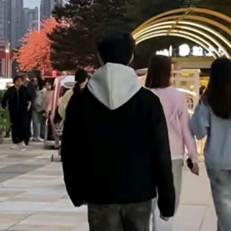 㝌㝌傑缘◟(˶> ᎑ <˶)◞