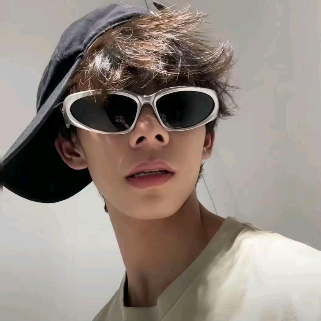 小王🤯