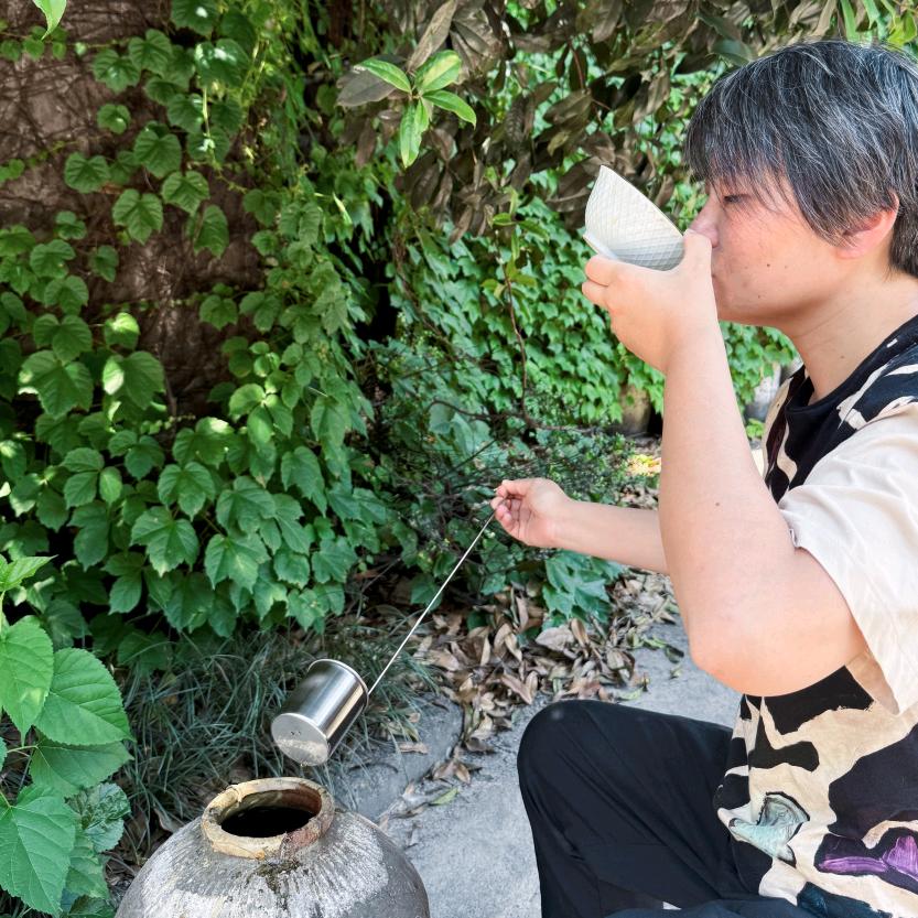 乌篷船上酒仙儿