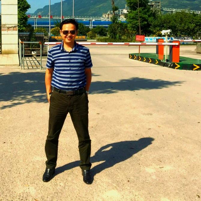 影像师-阿教（外号:狙击手sinper）