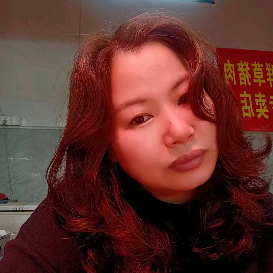 猪肉小姐姐