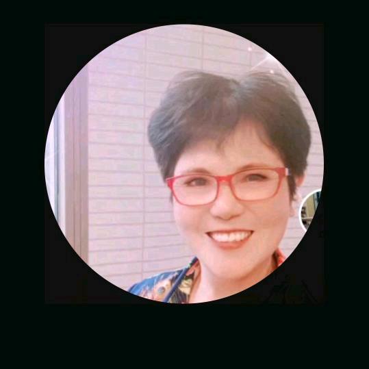 阿静.
