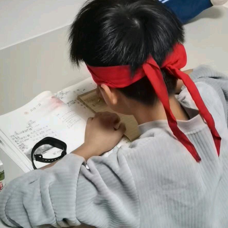 是谁.勾起了你的回忆？