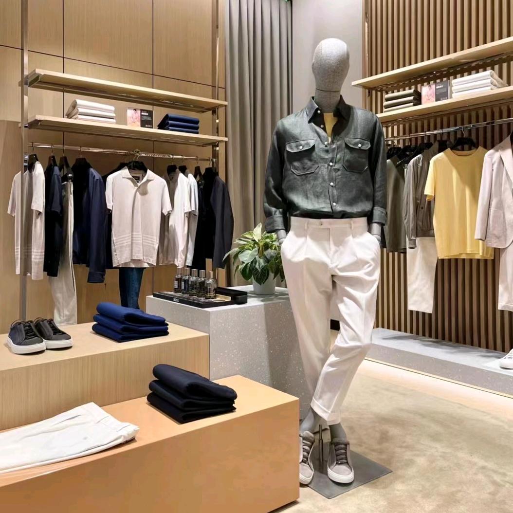 皮尔卡丹韶关品质男装专卖店