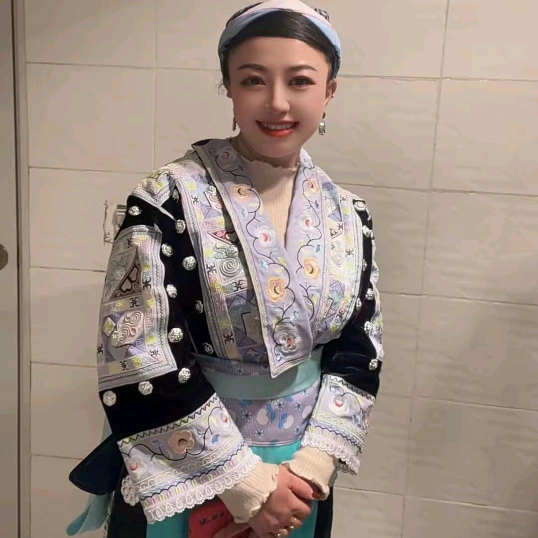 এ᭄苗族姑娘远嫁他乡ღᩚ᭄