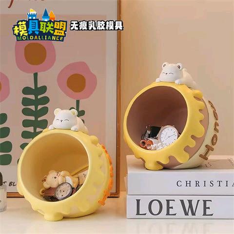 智爱石膏娃娃工艺品