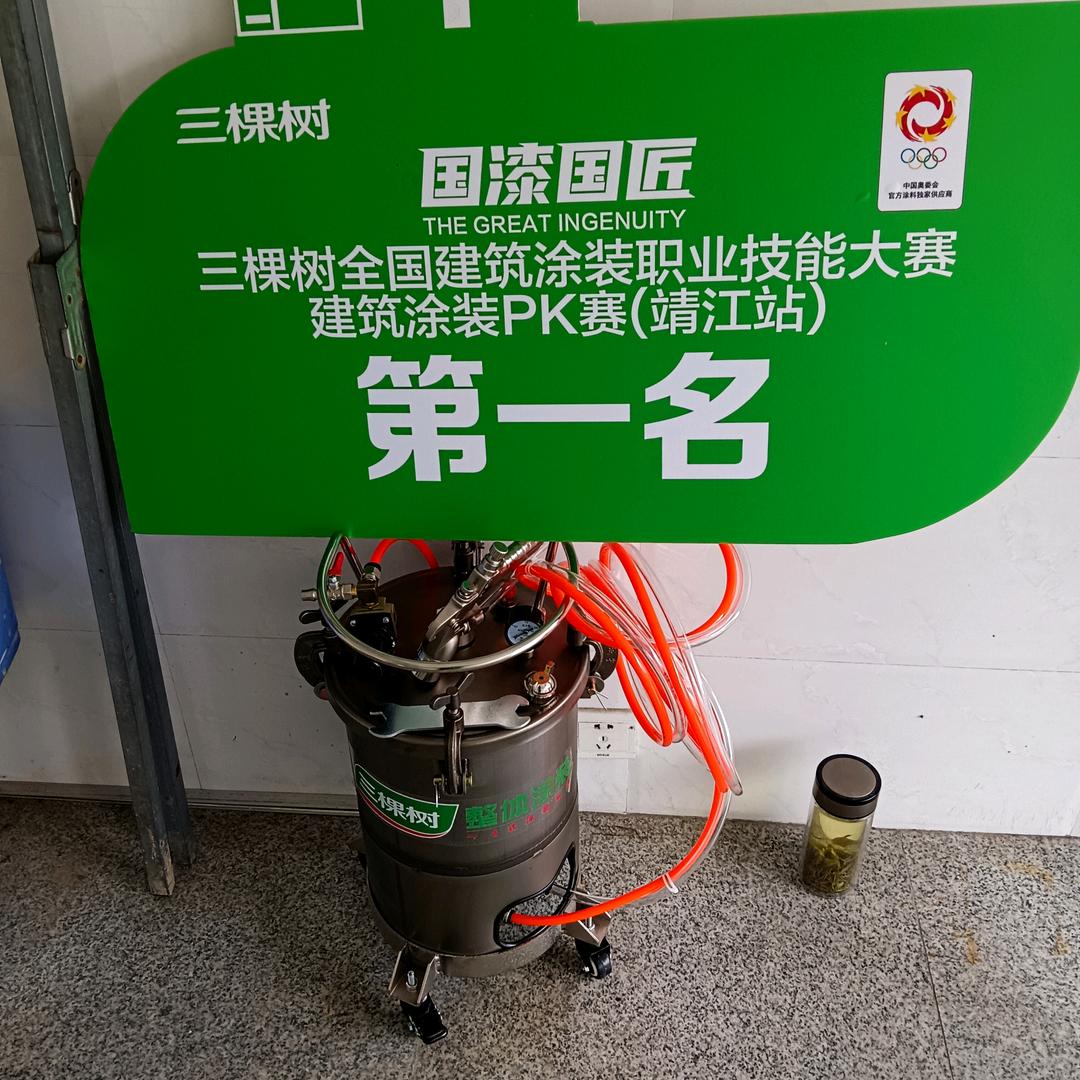 李为𡶶