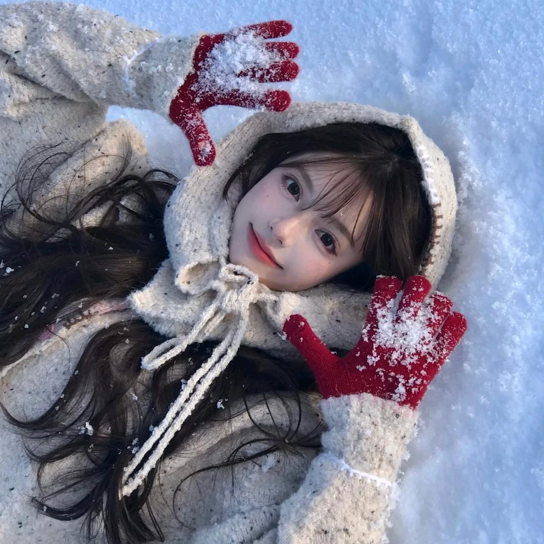 一起扫雪小橘
