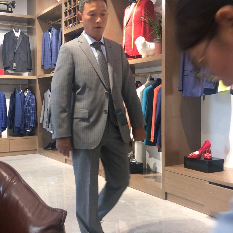 要用世界的眼光看世界