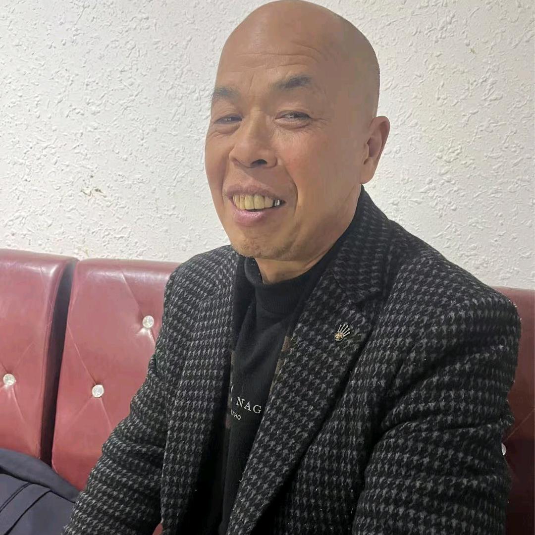 搀扶