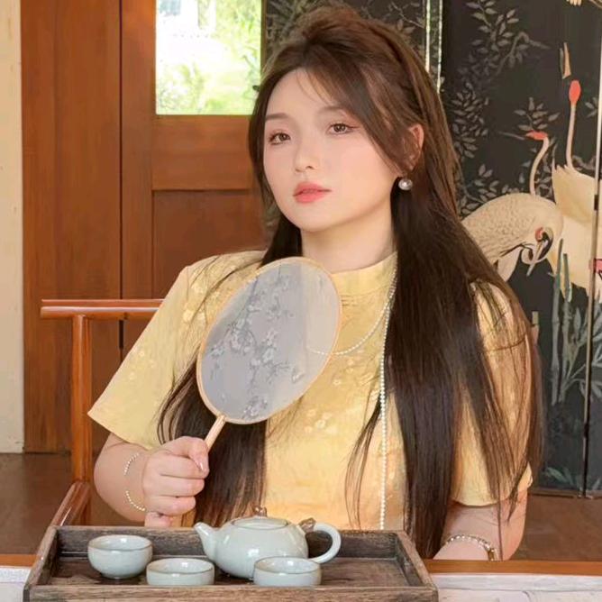 155斤应小姐（甄选穿搭）