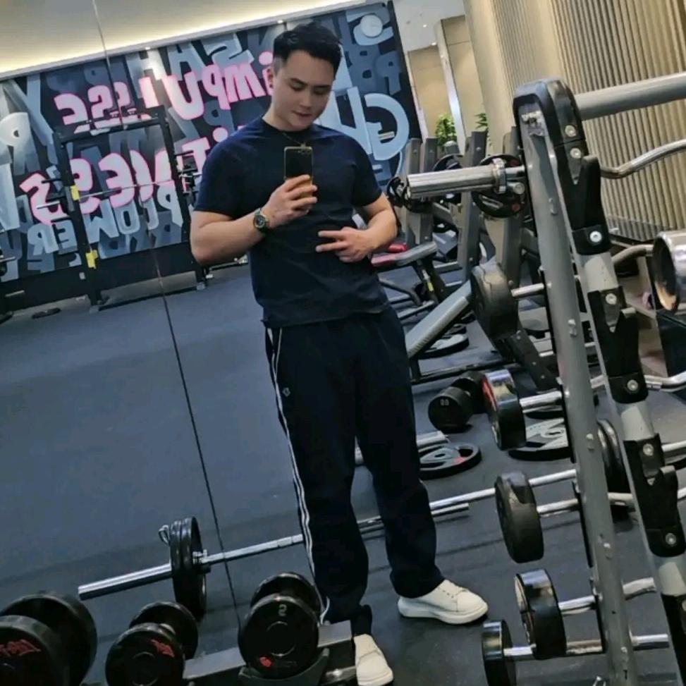 周毅晟
